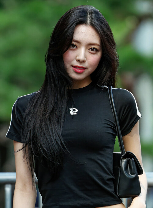 2023 08 25 Yuna Music Bank Recording 7DA01e9043ad499b38c