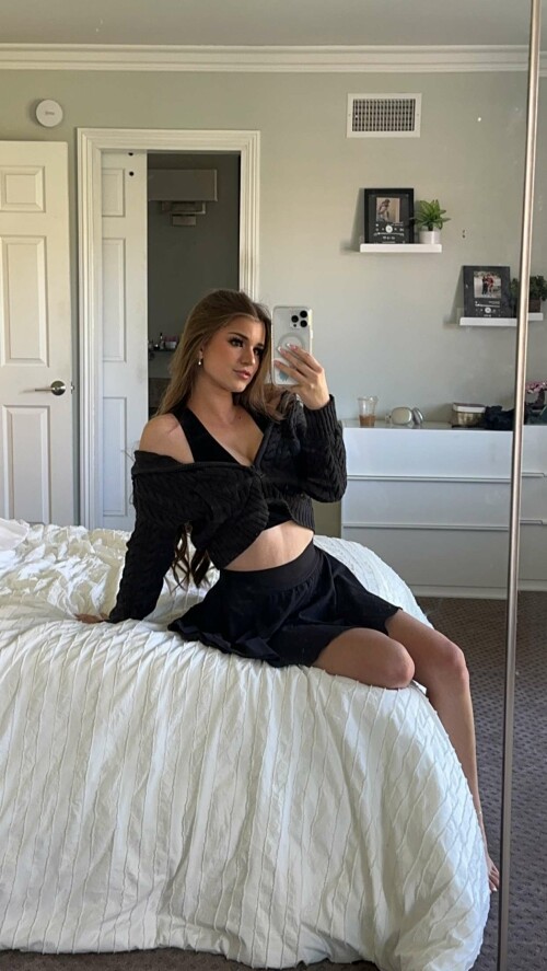 2023 08 27 brookemonk 137fe3aa1add48f77a