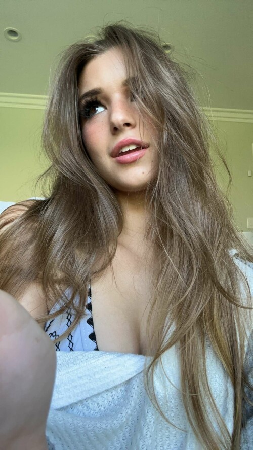 2023 08 28 brookemonk 8563242159ad1cd4f1