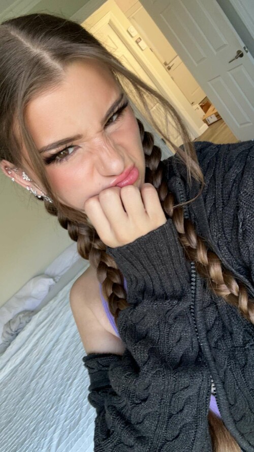 2023 08 31 brookemonk 128e557304890526474