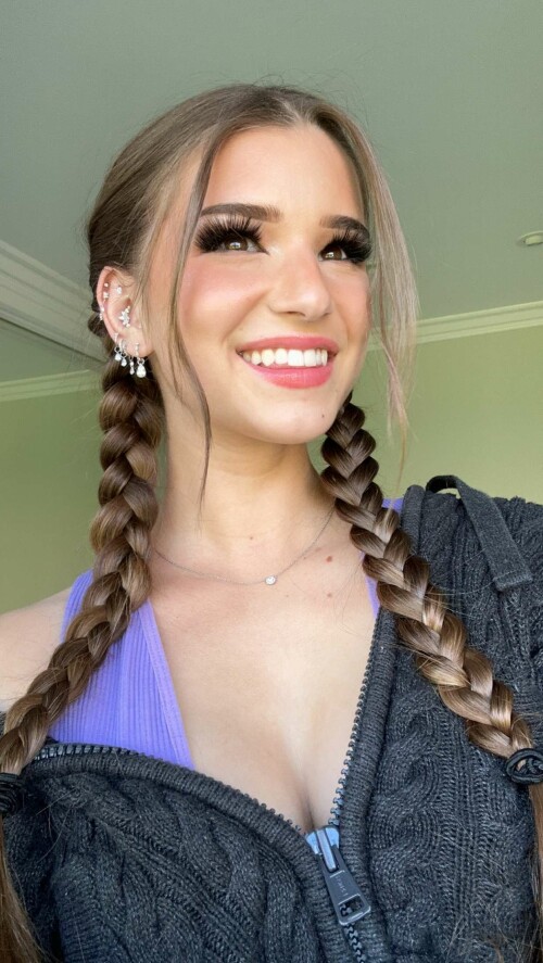 2023 08 31 brookemonk 262386c7875d3dd6c4