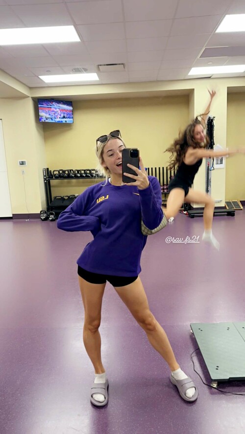 2023 09 12 livvy gymnast 4df7623f7ff5946aa