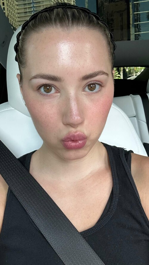 2023 09 18 pineapplebrat 42c8ccfa58034a3271