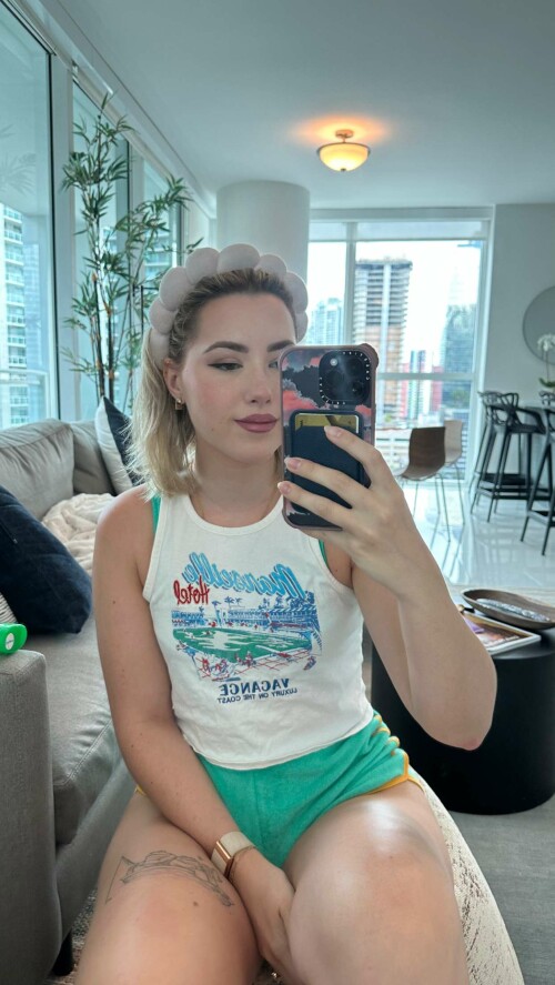 2023 09 18 pineapplebrat 659c7775fa7b36e76