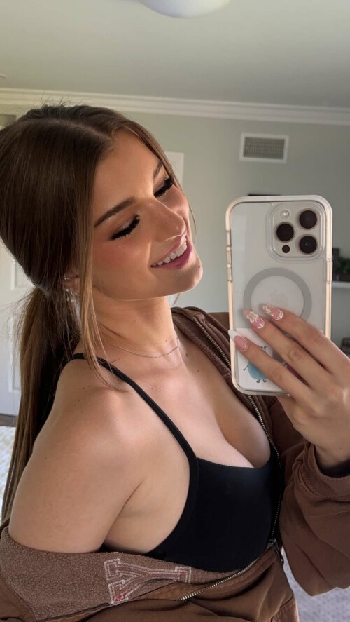 2023 10 11 brookemonk 120d0884f95c01f918d