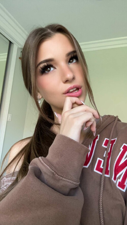 2023 10 11 brookemonk 142390b8fb1f939d68d