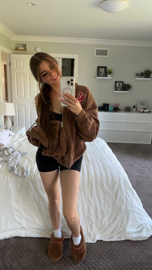 2023 10 11 brookemonk 77a77cfc303dcaf9d3