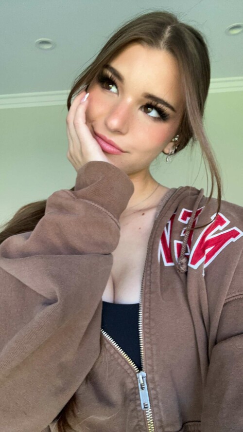 2023 10 11 brookemonk 918be075b64387a030