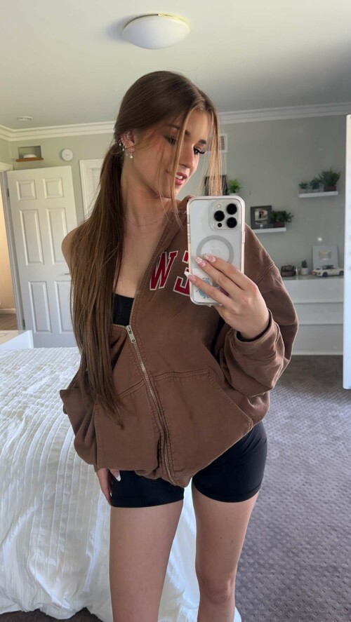 2023 10 11 brookemonk 952ae48b18864baec