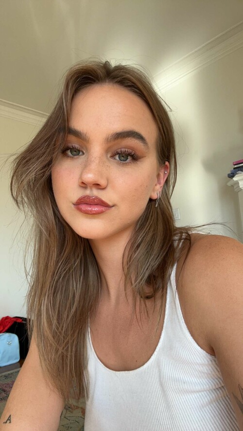 2023 10 16 emmabrooks 723ad7ddf050e5487