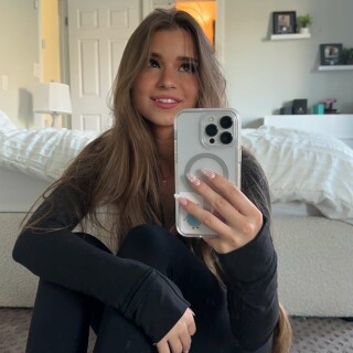 2023-10-18_brookemonk-76282bb5a8b8ab6d31