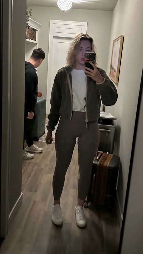 2023 10 21 pineapplebrat 457c2aa880793499e