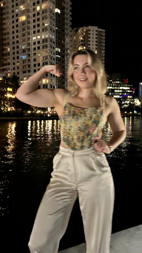 2023 10 27 pineapplebrat 36dd62d6b9ec102af8