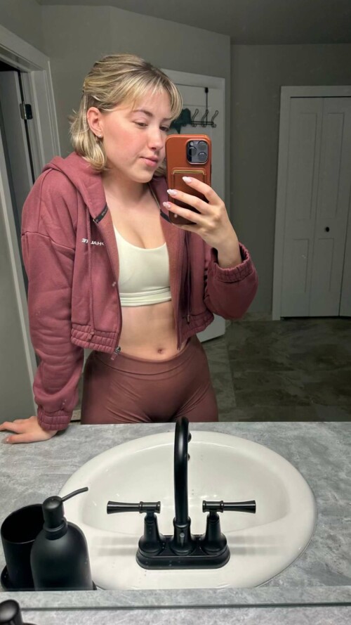 2023 10 31 pineapplebrat 65c4cc2a9c04d54e5