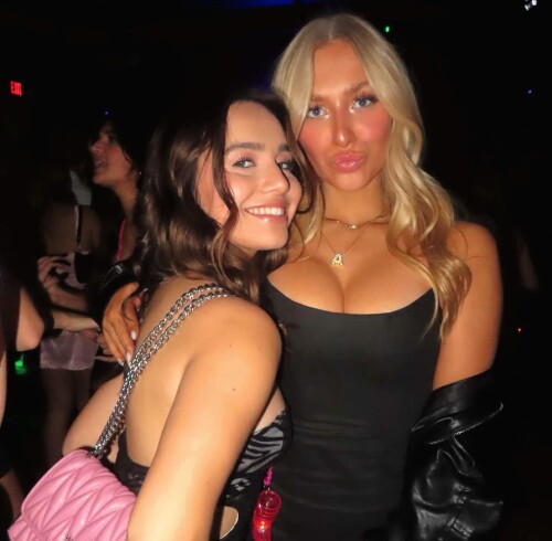 2023-12-23-11.05.41-3264238224426950166_560945594b0cd73b3425c858d