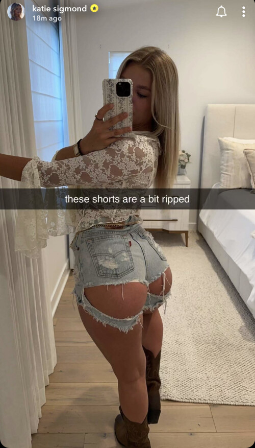 20230501 000702 katiesigmond4.PNG 1283x2250