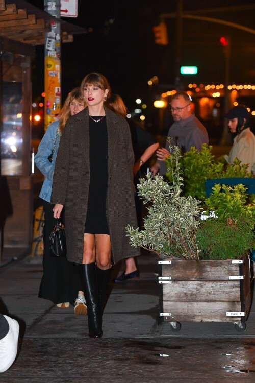 20230920 091655 TaylorSwift2 1280x192046b542de9f47b0ed
