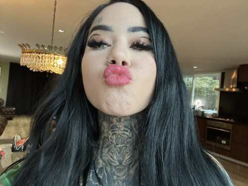 20231030 0828562de5ff9e717ad779