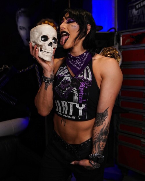 20231120 214700b20140699669d6c8