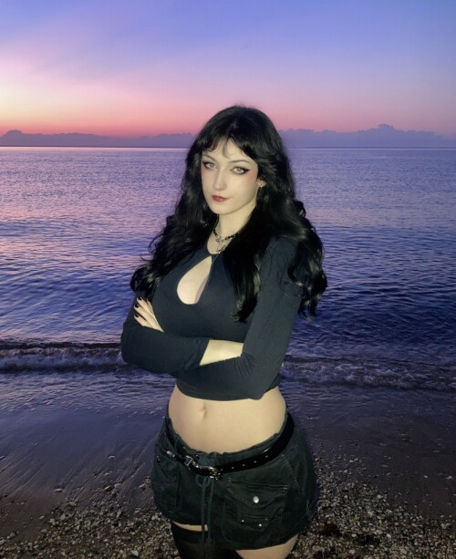 20231206 0021097eb4113830679025