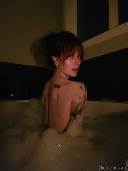 20231208 3000x4000 8e46adee1a5ab066c9a4b1432fdf6856cb5af4386bd94a5e