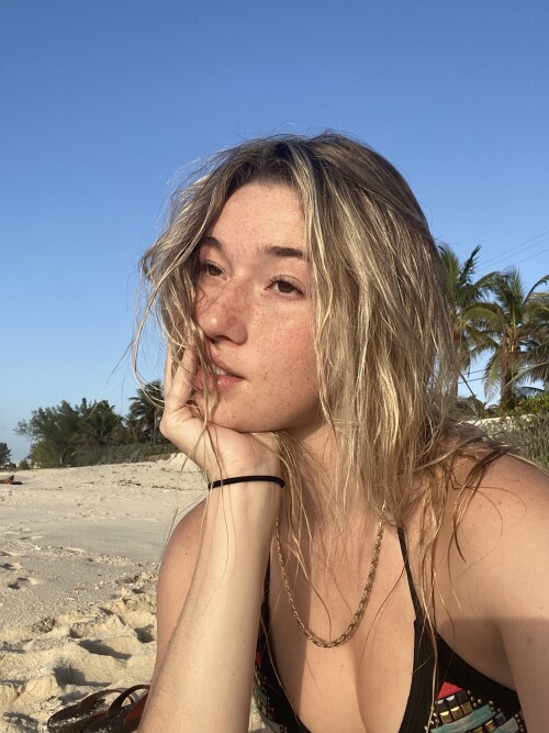 20231216 071855087ead2388f3144f