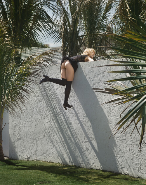 2023 NYR 22700 0041 000steven meisel madonna miami 1992015345c14ab5228e5d8cd1