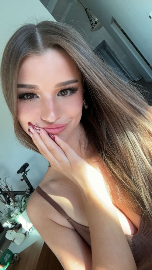 2024 01 04 brookemonk 3577261cce56bb9f84