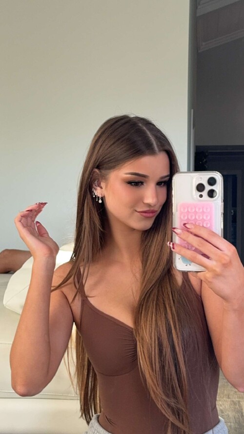 2024 01 04 brookemonk 40526ccadf06bb078a