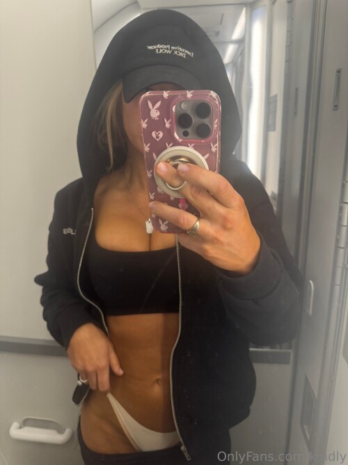 2024 01 13 3840x5120 d4eaa366255f5d8d3095b7d51914ab6ddeb68083a75bc811