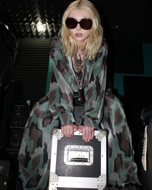 2024 02 25 theprettyreckless C3yUTe4vPtF 25d733b8e715469f4