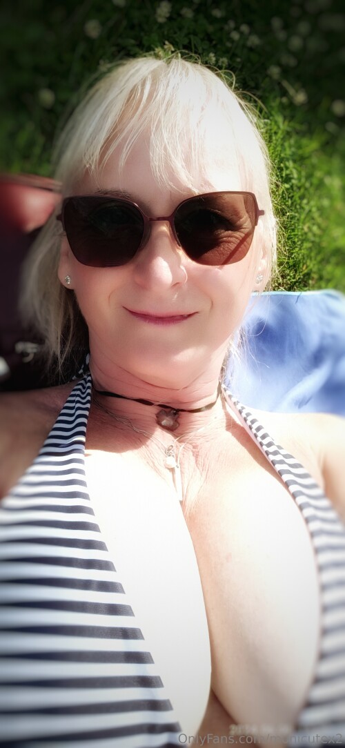 2024 06 06 Chilling in the park 012060357d8ae22aff