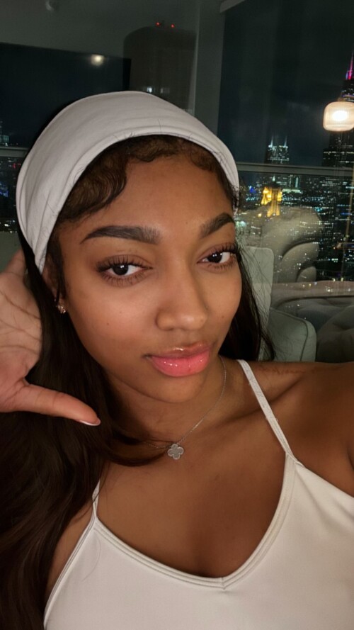 2024.08.19 Angel Reese Story8845b8b134cd9c6b