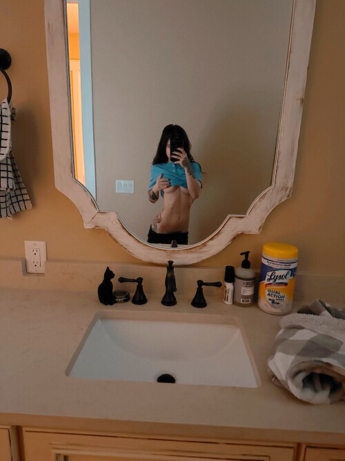 20240418 18530042300f56c4584170