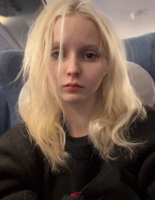 20241108 194528de2d423e1e878152