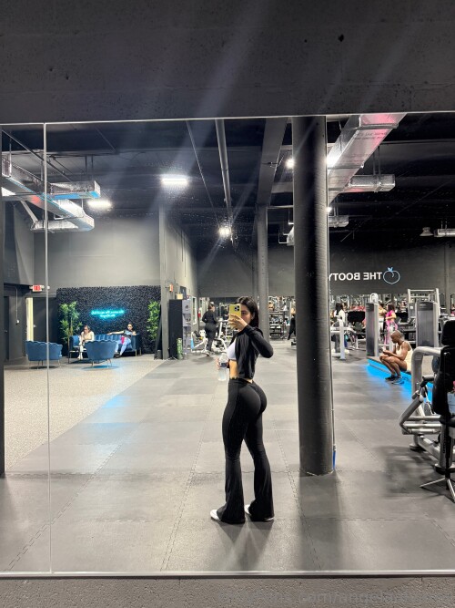 2025 07 23 3840x5120 2f62aa24d24ab73f44f45fb6dd8df5910e49b04a5b4270fe