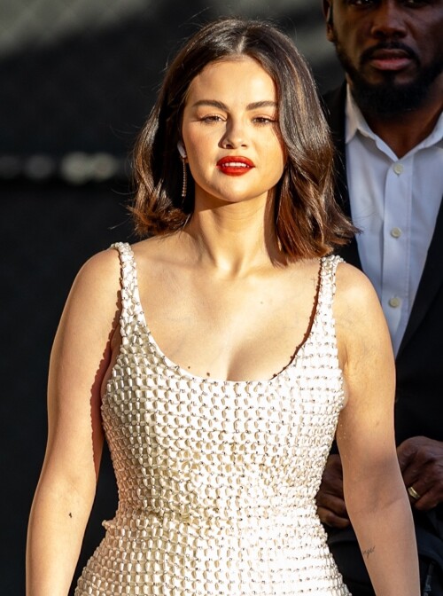 20250107 01002081350bfbec95110b