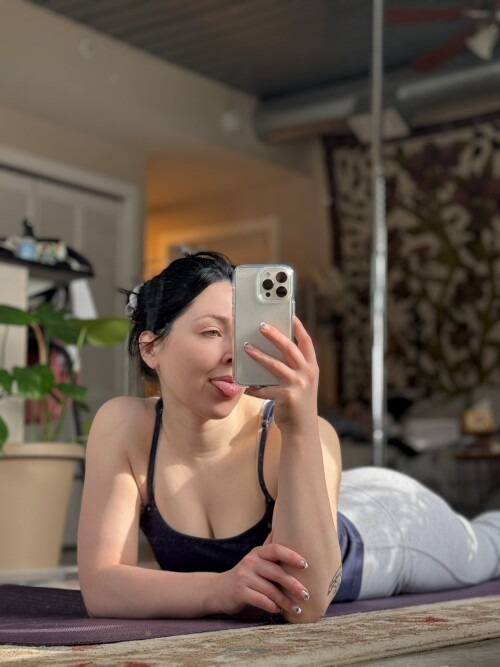 20250401 0613488fbff8c2e767f8a2