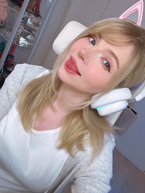 20250808 120408360219d5963a9916