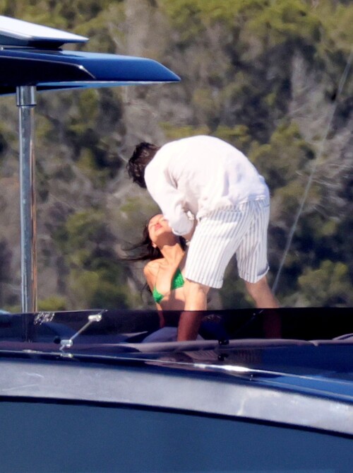 20250810 082605b4705cb3804df6f8