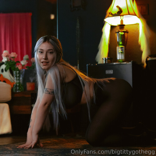 2044x2048 7fd26e537f94788cd1266d0fb7da38f1f2438719e5584412