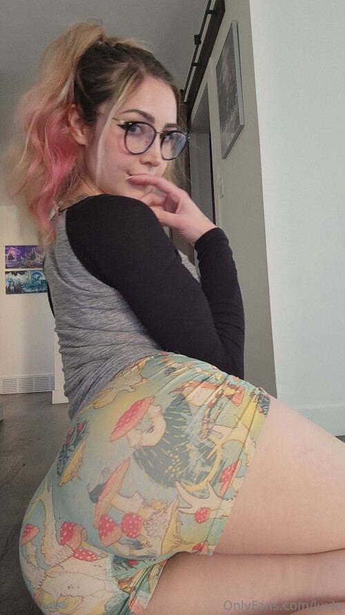 2044x3641 d7127a725186358060425ad981d08ea3aa74428ae78ff6a2