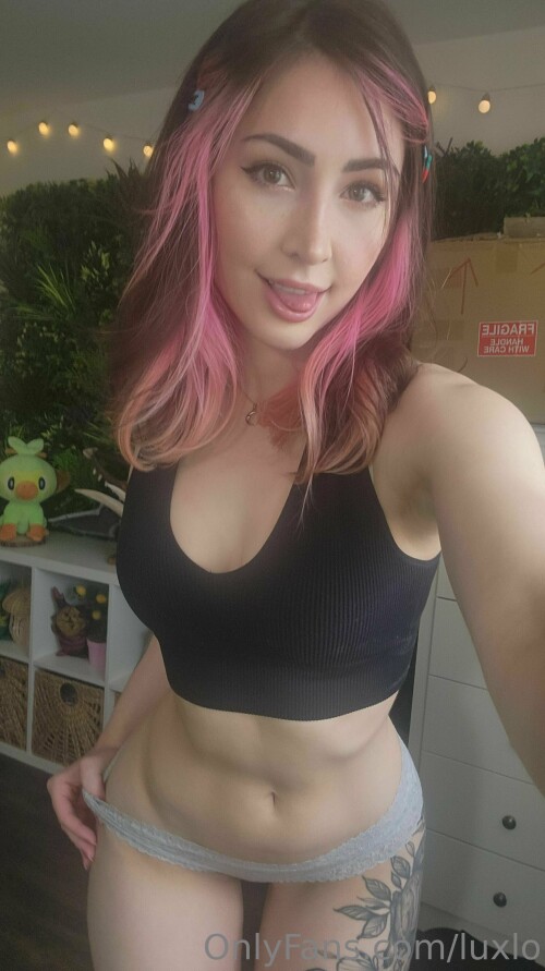 2044x3641 e35e0a8e3f0fa37e18e37b2e43a428127783e3a8a1fb04f3