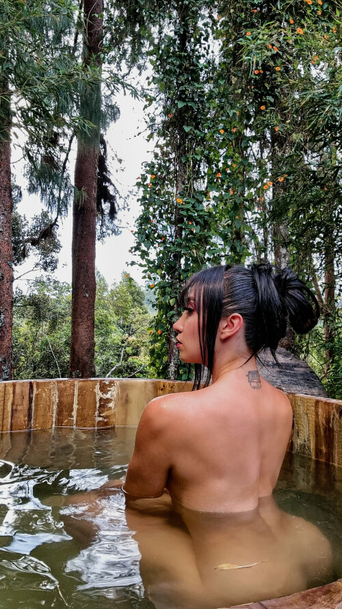 2052x3648 c29b1a7cecb66d9ed80b75f060faf7c7