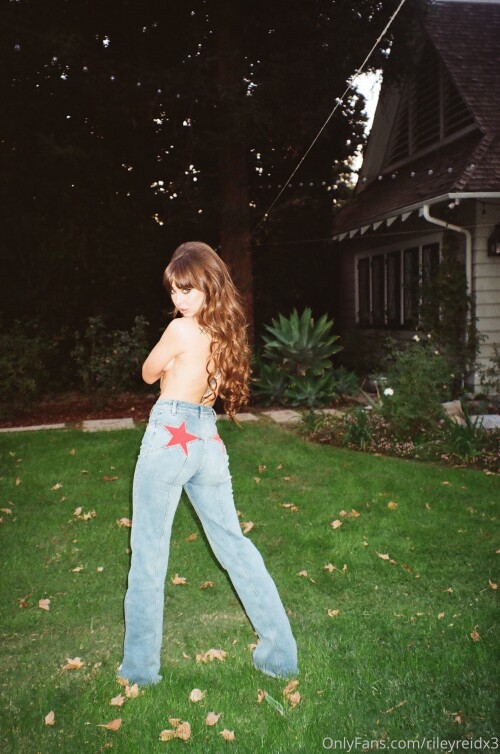 2075x3130 4f0d45442877dcd8b466746fee67b1b0