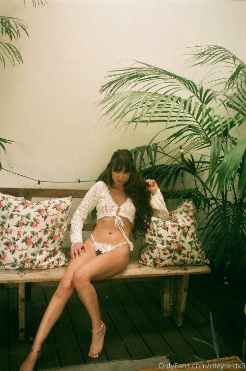 2075x3130 c02a3f827583cc36bd35bd969bf97eaa