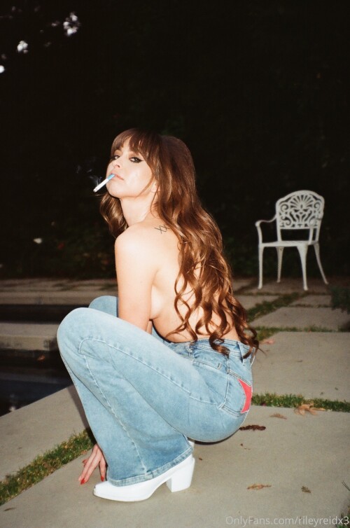 2075x3130 ef9fa4af8ab382ff91a27a795656c04f