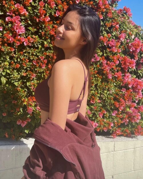 2084701baa28db3a2493