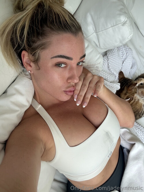 2097x2796 b91456632bbbe26fa7f9c074324186d741dbb37b03e5a991