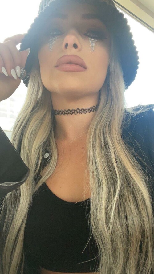 2114b5fe9f273b40e21c